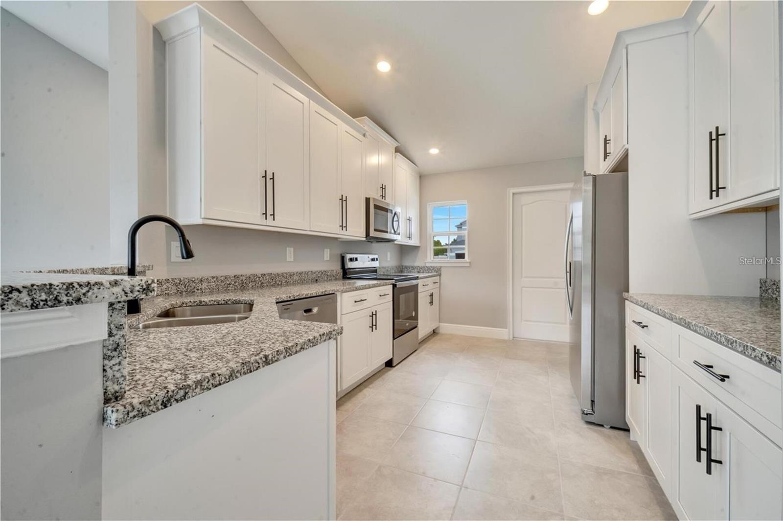 115 COLCHESTER PL, KISSIMMEE, FL, 34758