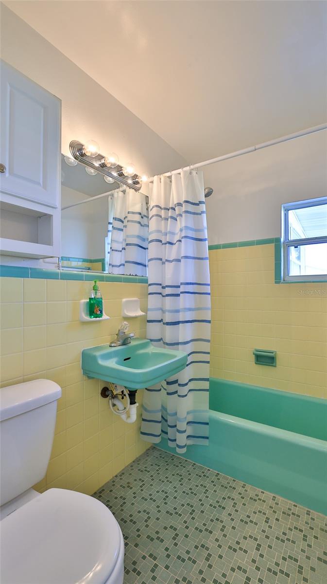 11 AZALEA DR, ORMOND BEACH, FL, 32176