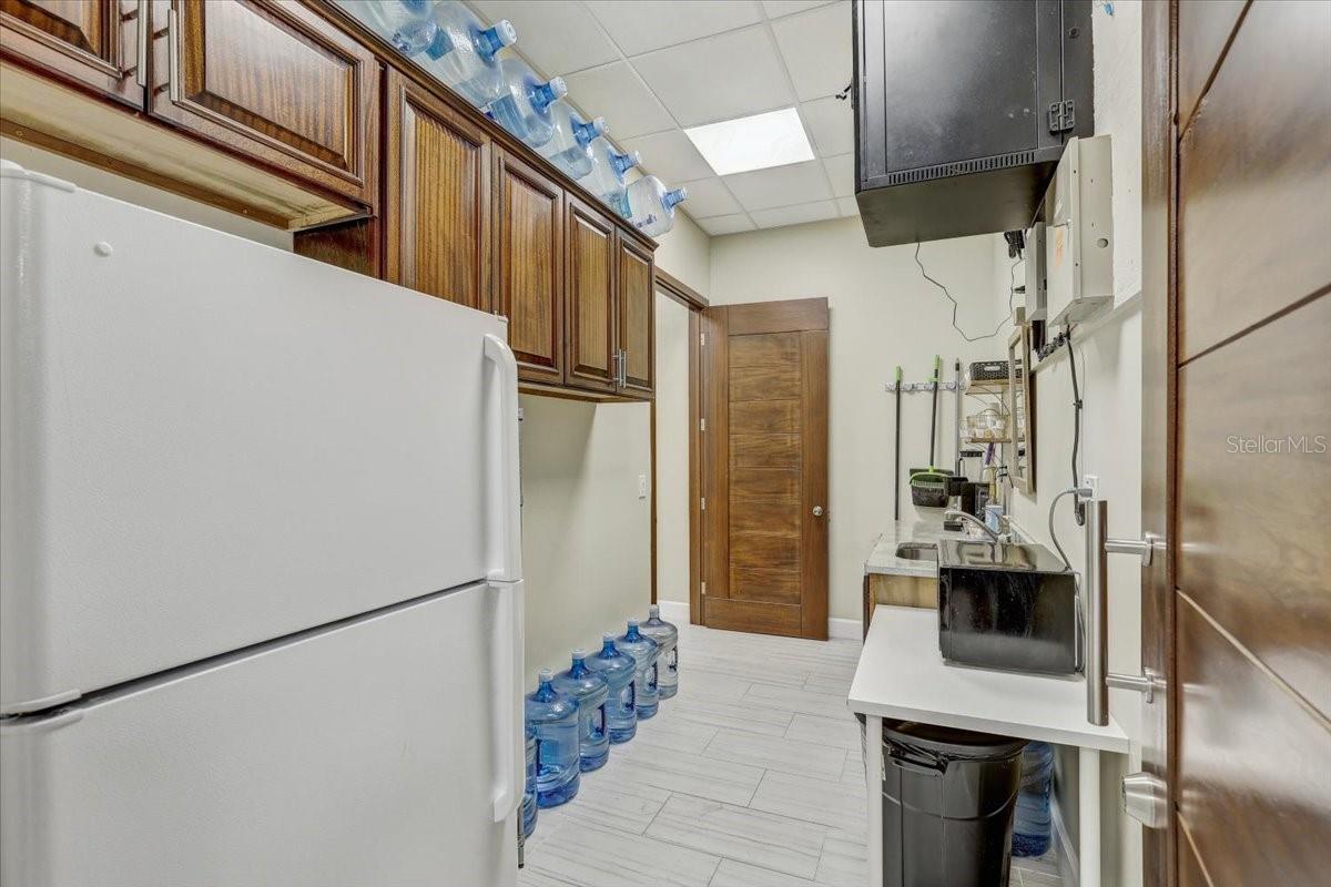6739 CAUSEWAY BLVD, TAMPA, FL, 33619
