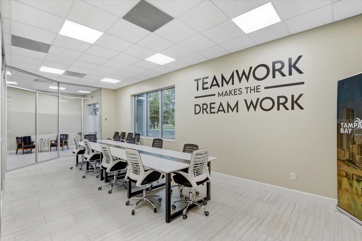 6739 CAUSEWAY BLVD, TAMPA, FL, 33619