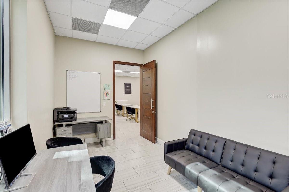 6739 CAUSEWAY BLVD, TAMPA, FL, 33619