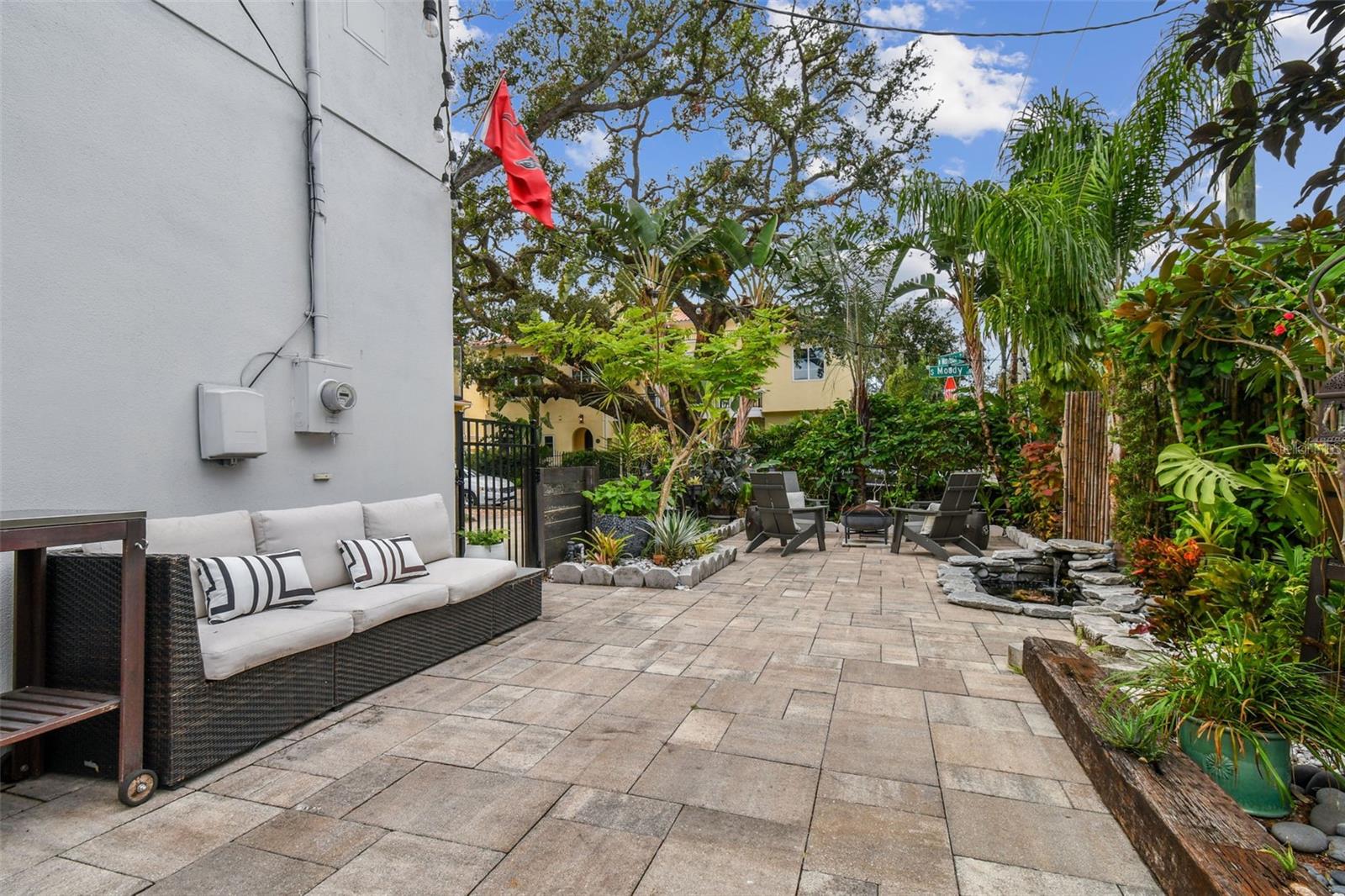 1002 S MOODY AVE #2, TAMPA, FL, 33629