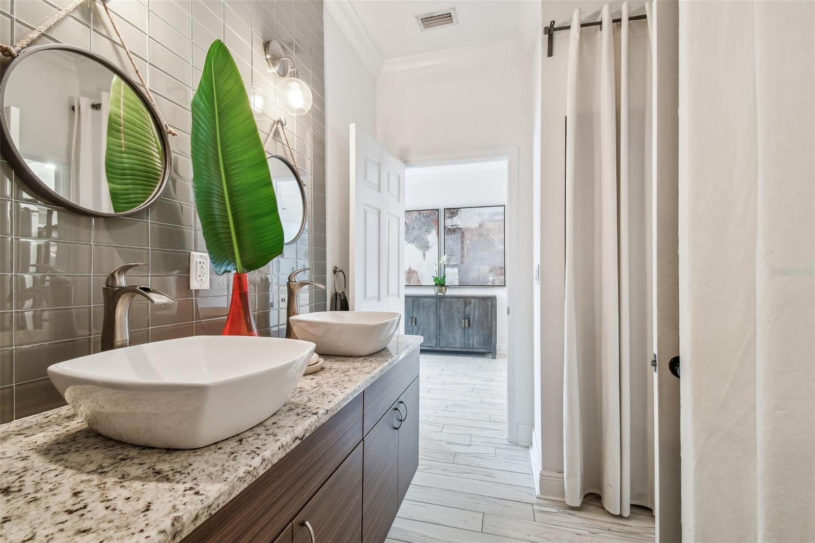 1002 S MOODY AVE #2, TAMPA, FL, 33629