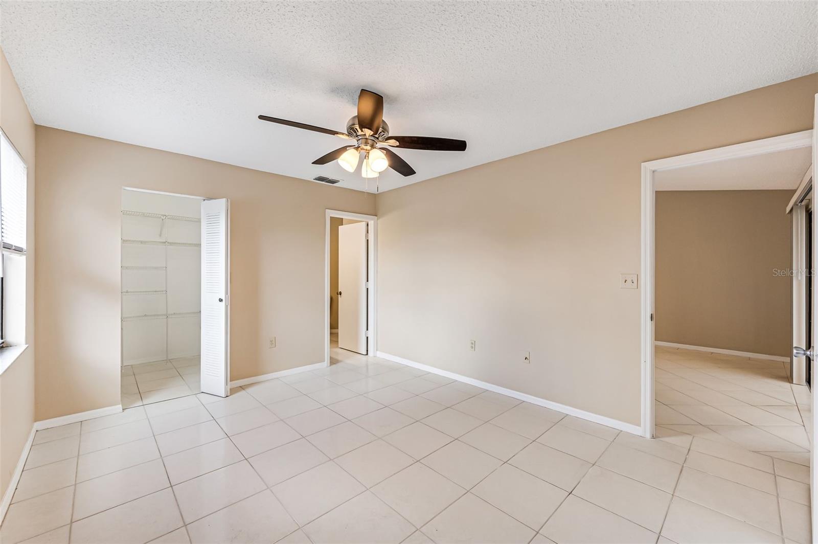 9275 LAKE PARK DR #204, FORT MYERS, FL, 33919