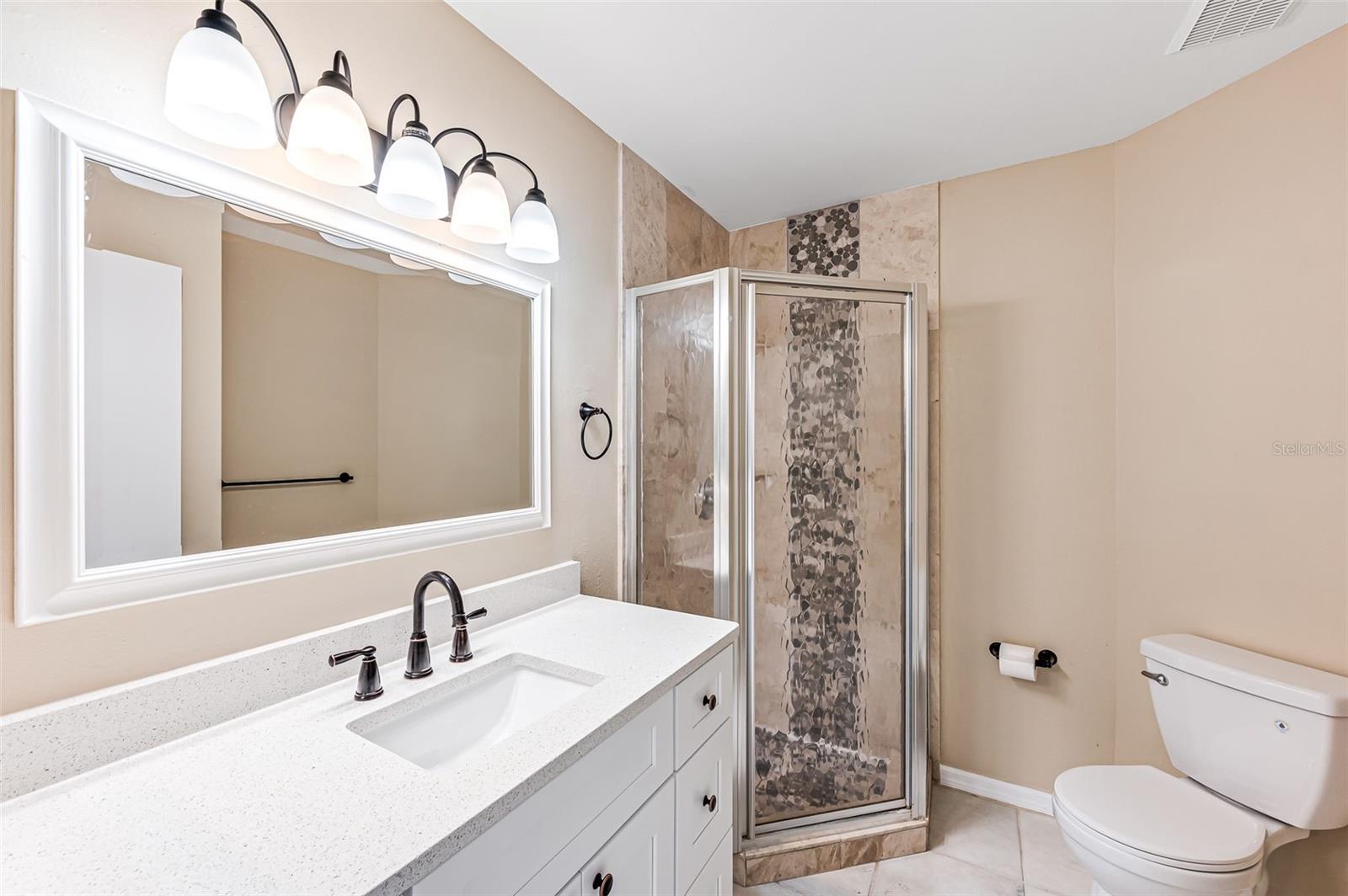 9275 LAKE PARK DR #204, FORT MYERS, FL, 33919