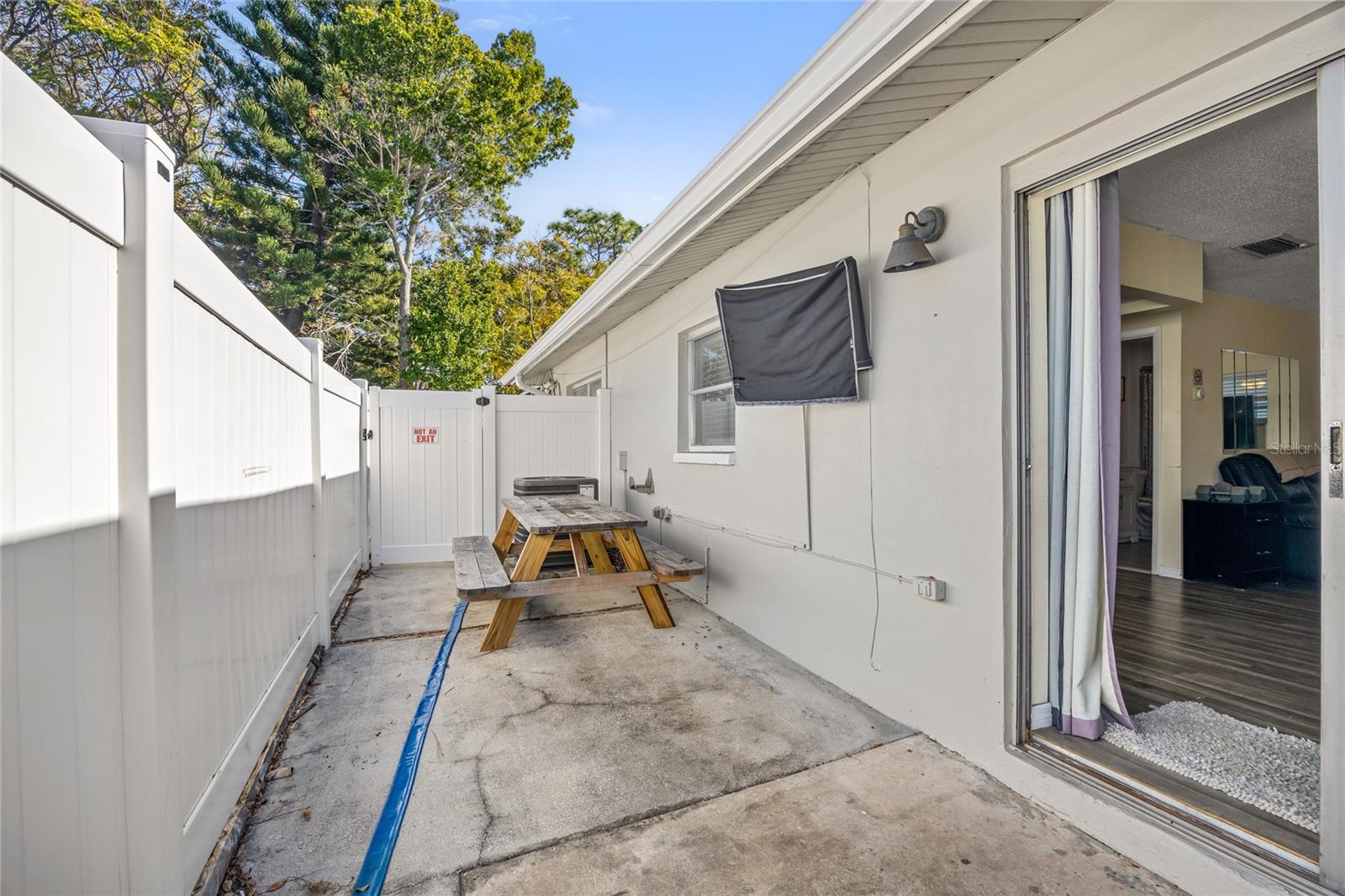 1105 AMBLE LN, CLEARWATER, FL, 33755