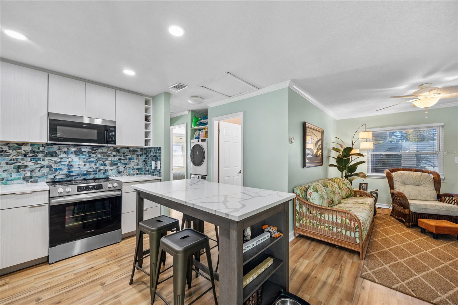 1105 AMBLE LN, CLEARWATER, FL, 33755