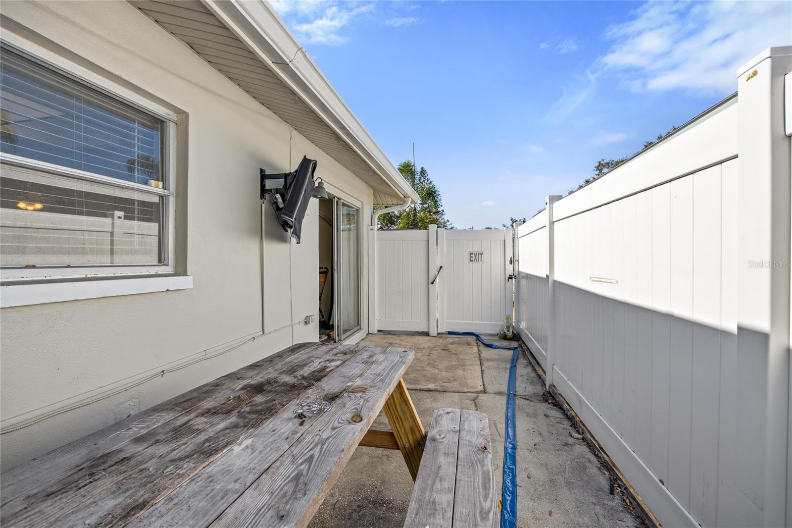 1105 AMBLE LN, CLEARWATER, FL, 33755