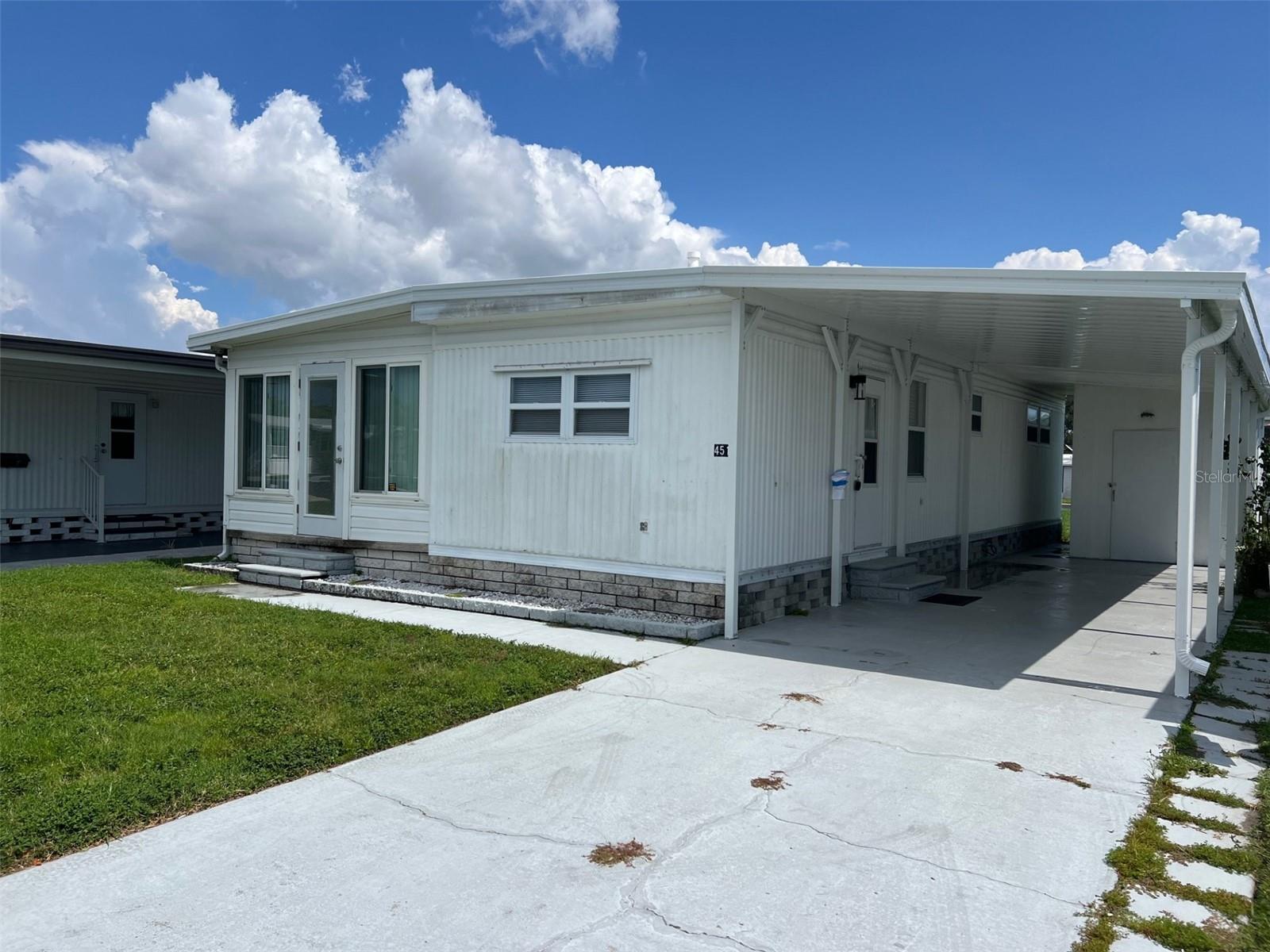 TB8327310 Property Photo