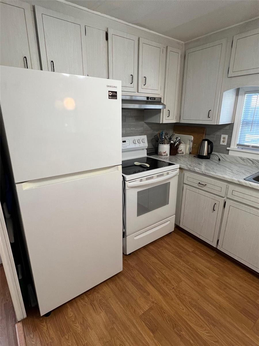 TB8327310 Property Photo