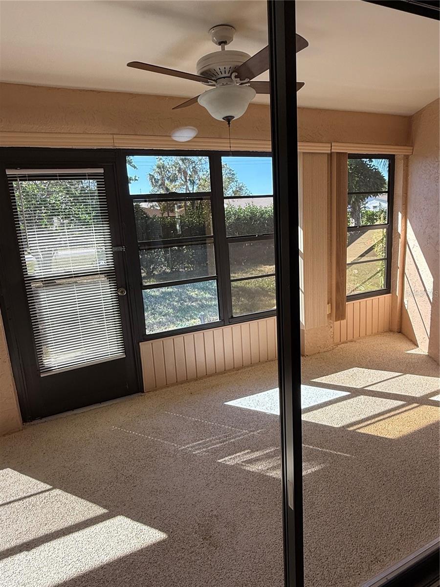 2513 LANCASTER DR, SUN CITY CENTER, FL, 33573
