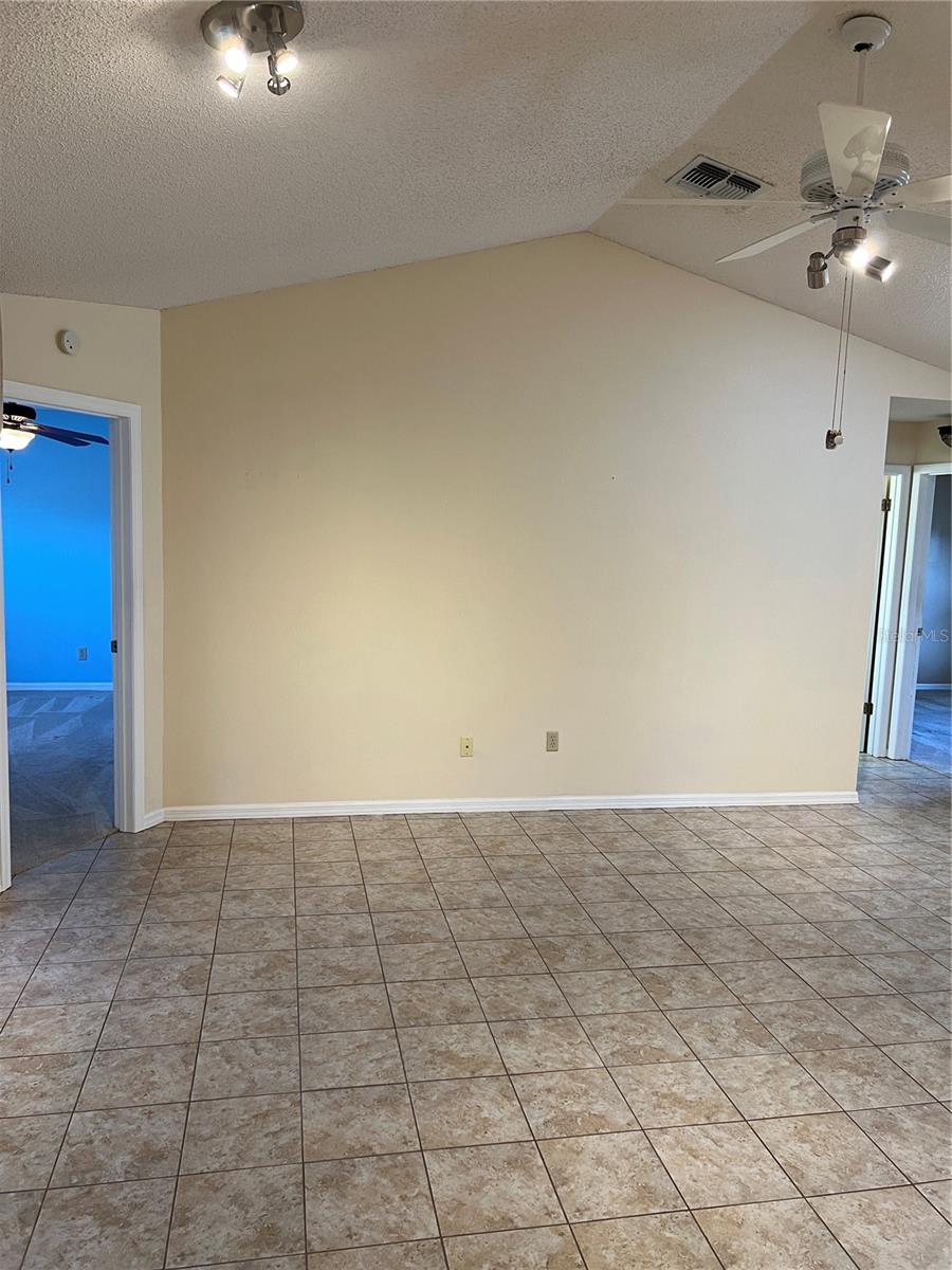 2513 LANCASTER DR, SUN CITY CENTER, FL, 33573