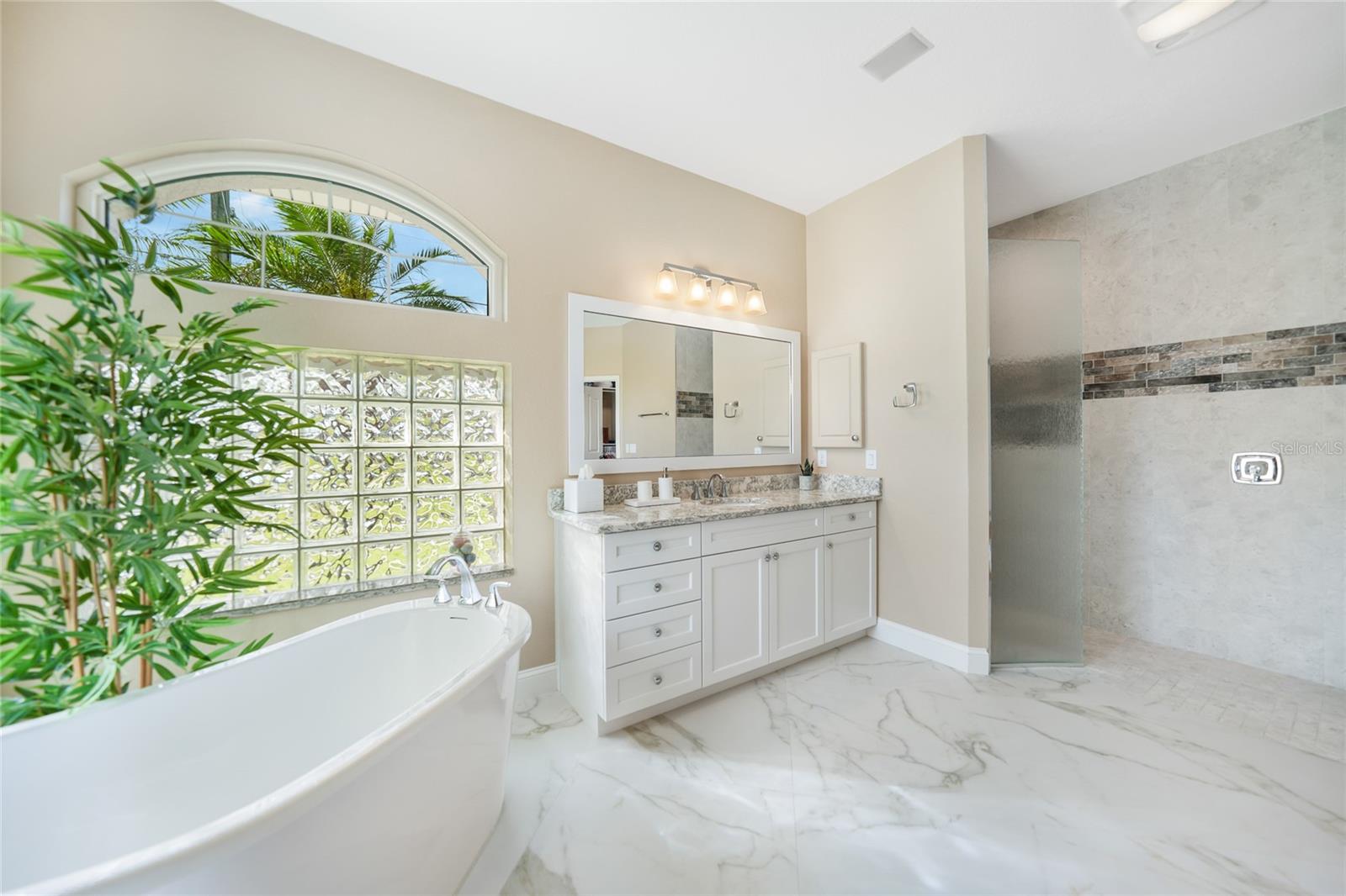 3824 SAINT GIRONS DR, PUNTA GORDA, FL, 33950