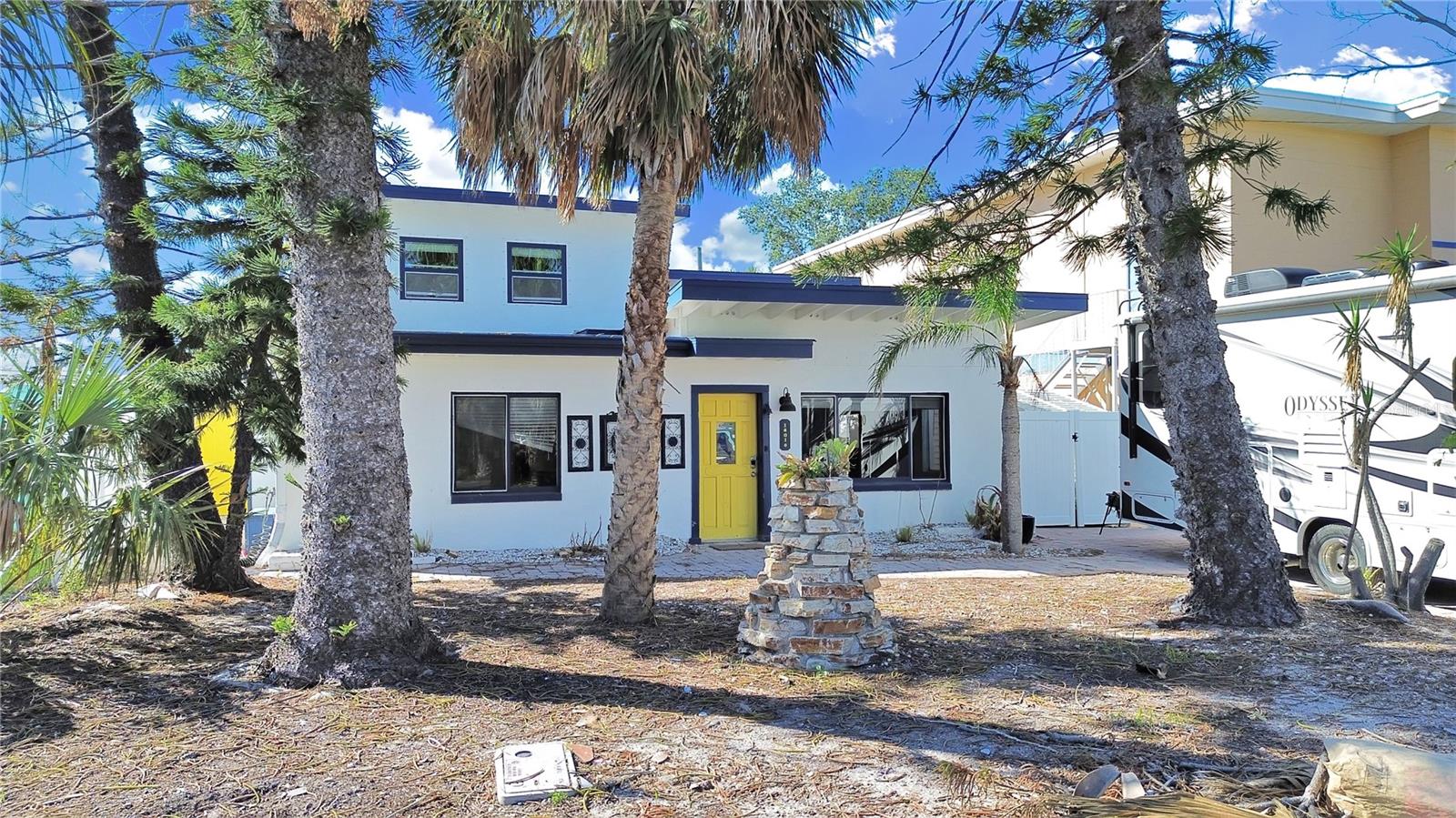 14016 MARGUERITE DR, MADEIRA BEACH, FL, 33708