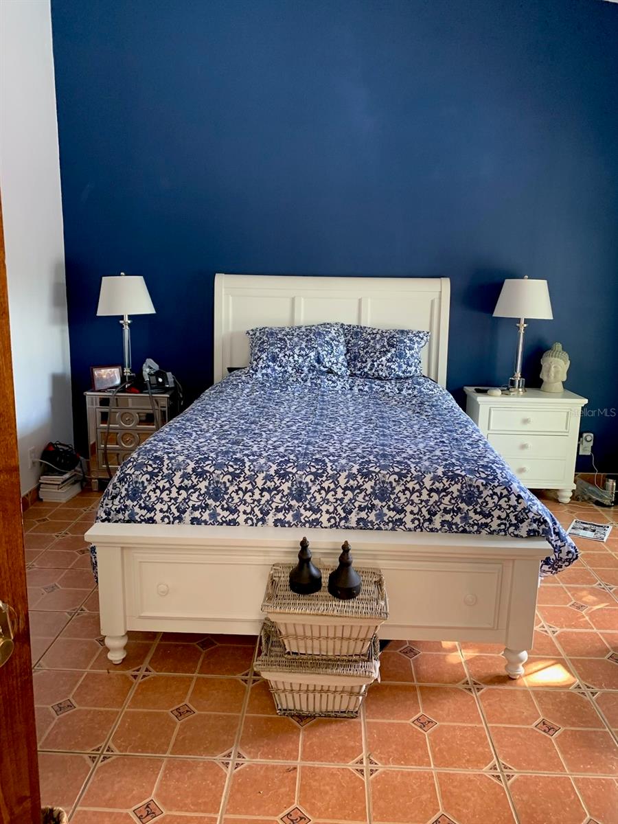 14016 MARGUERITE DR, MADEIRA BEACH, FL, 33708