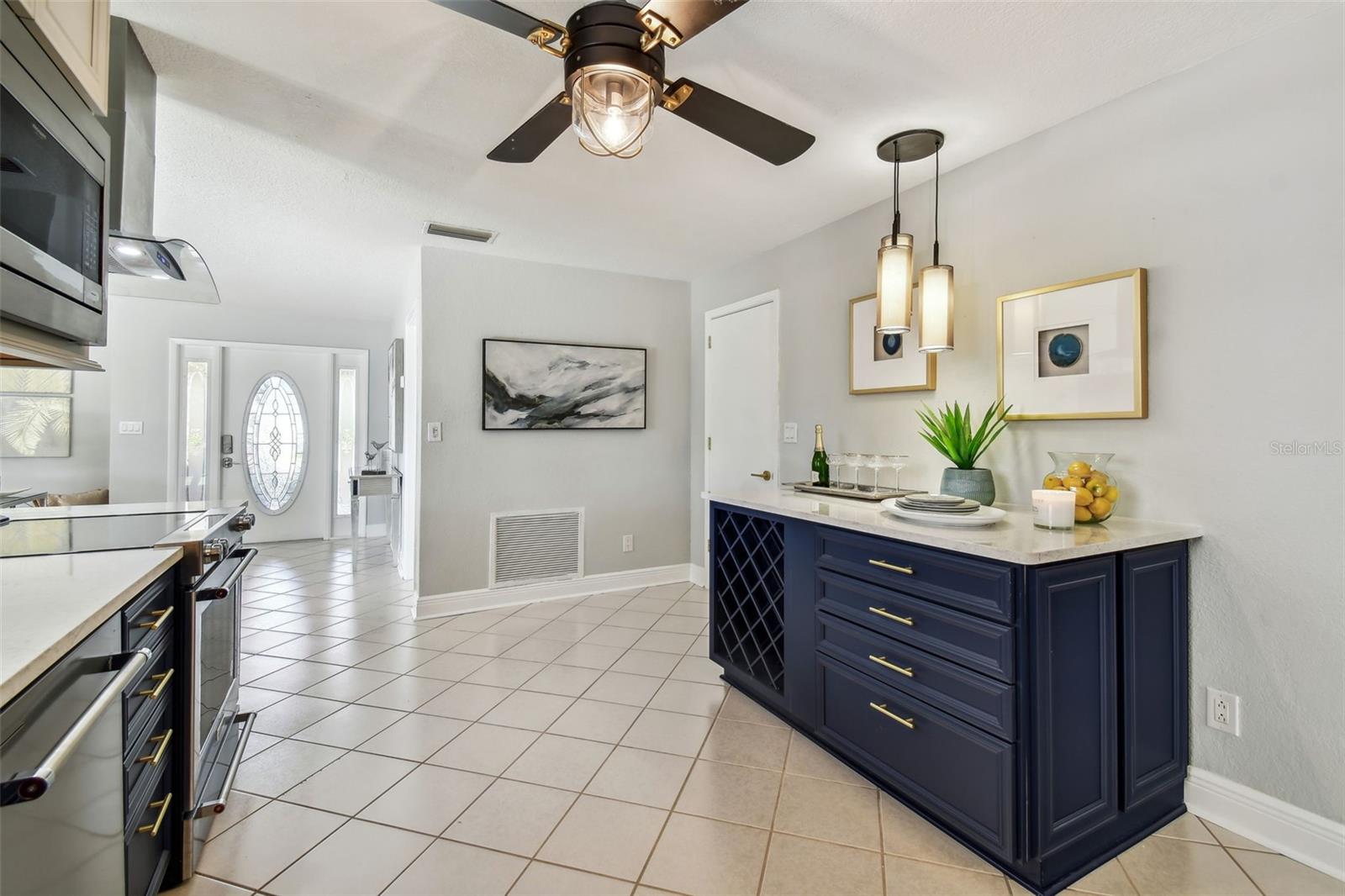 936 79TH ST S, ST PETERSBURG, FL, 33707