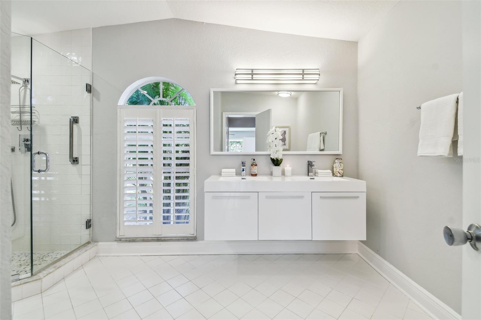 936 79TH ST S, ST PETERSBURG, FL, 33707