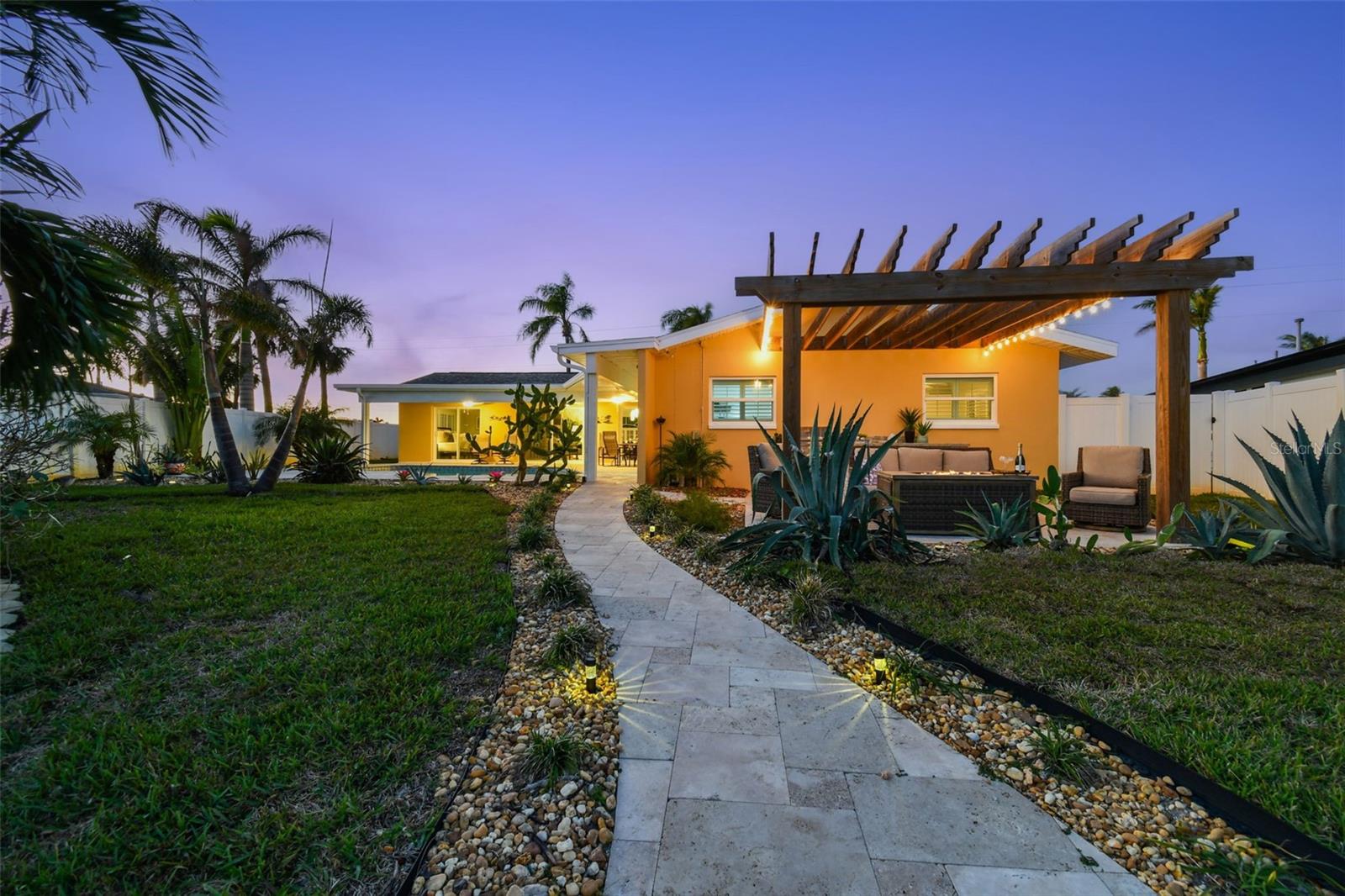 936 79TH ST S, ST PETERSBURG, FL, 33707