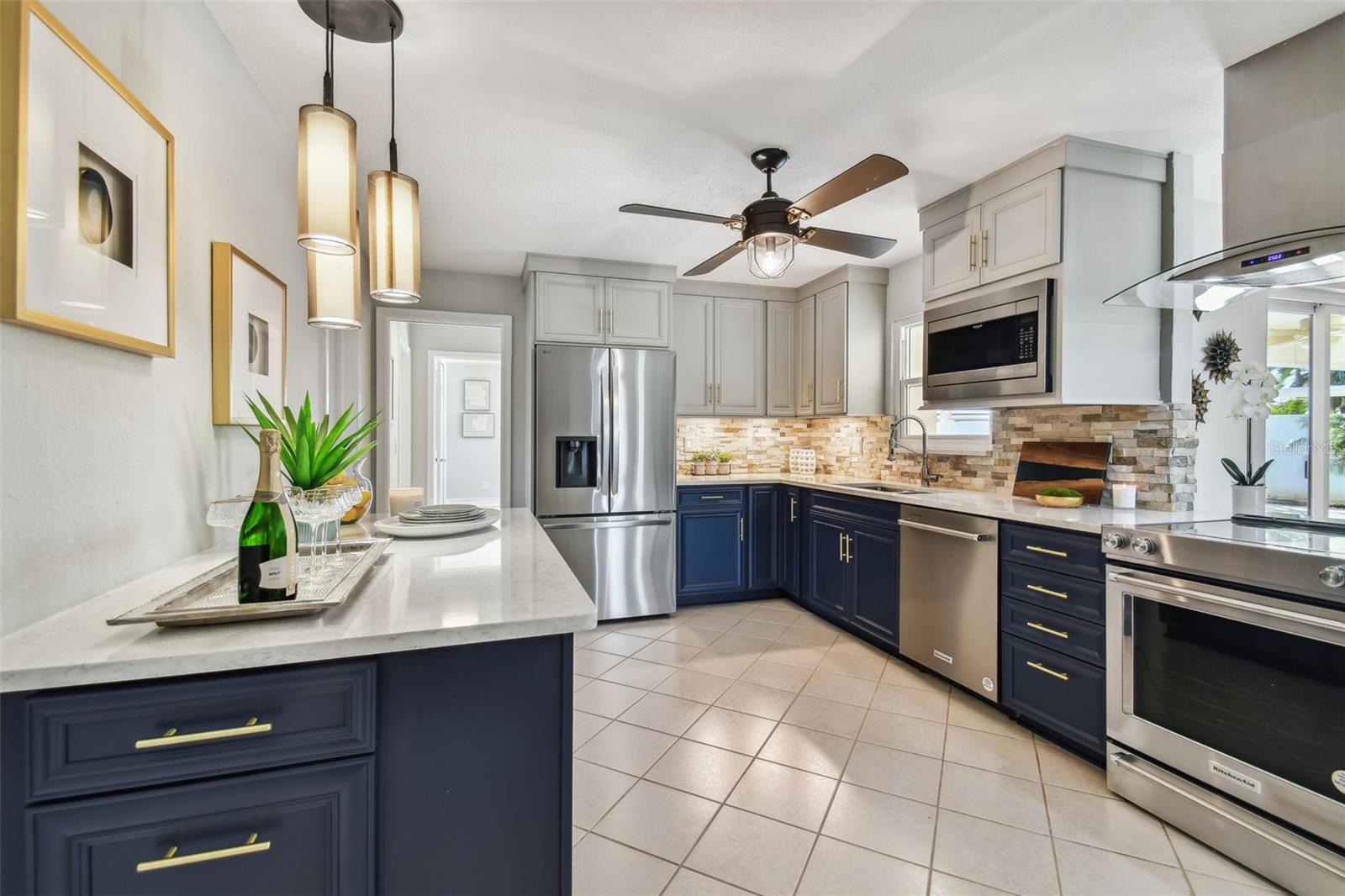 936 79TH ST S, ST PETERSBURG, FL, 33707