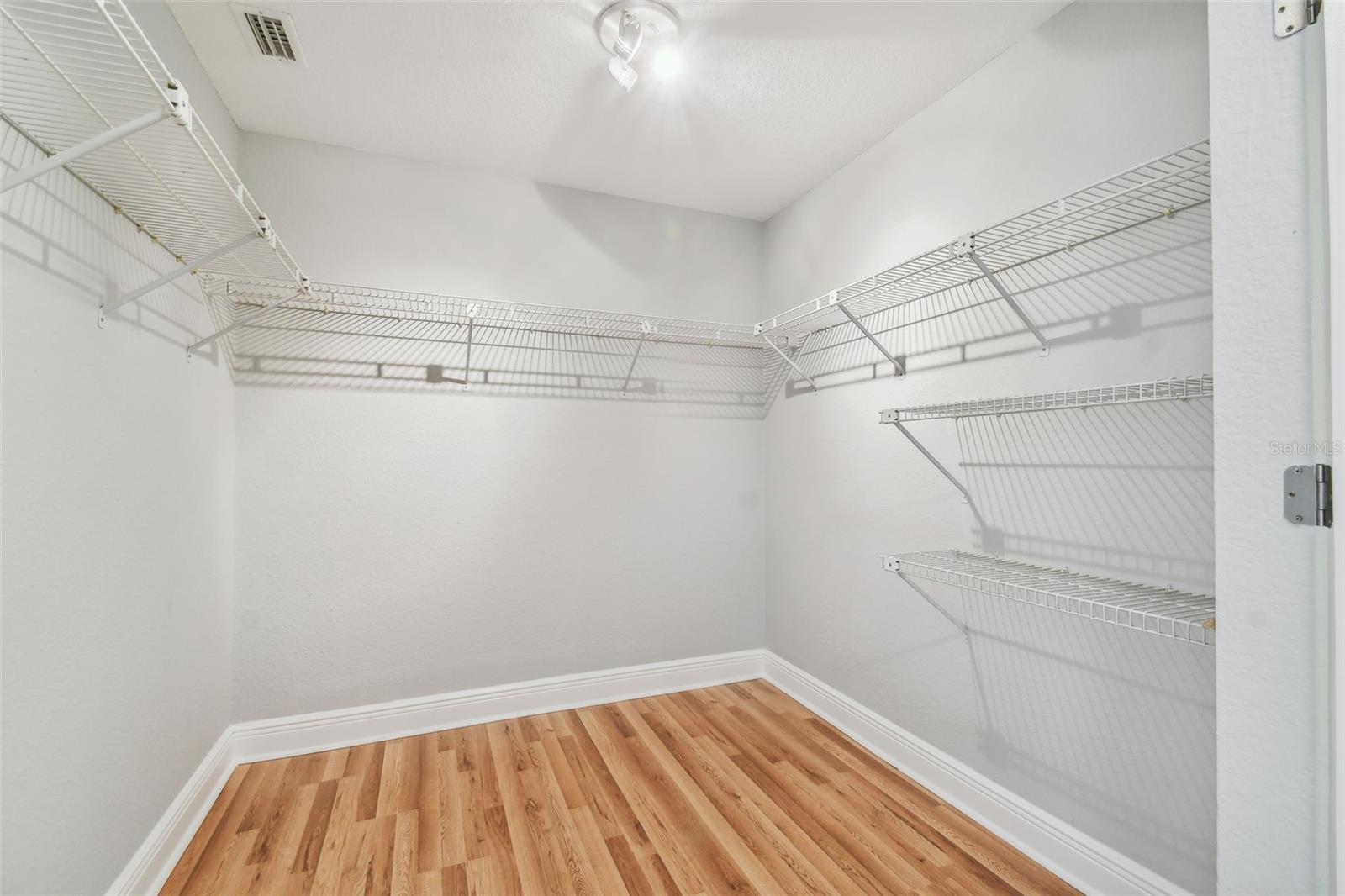 936 79TH ST S, ST PETERSBURG, FL, 33707