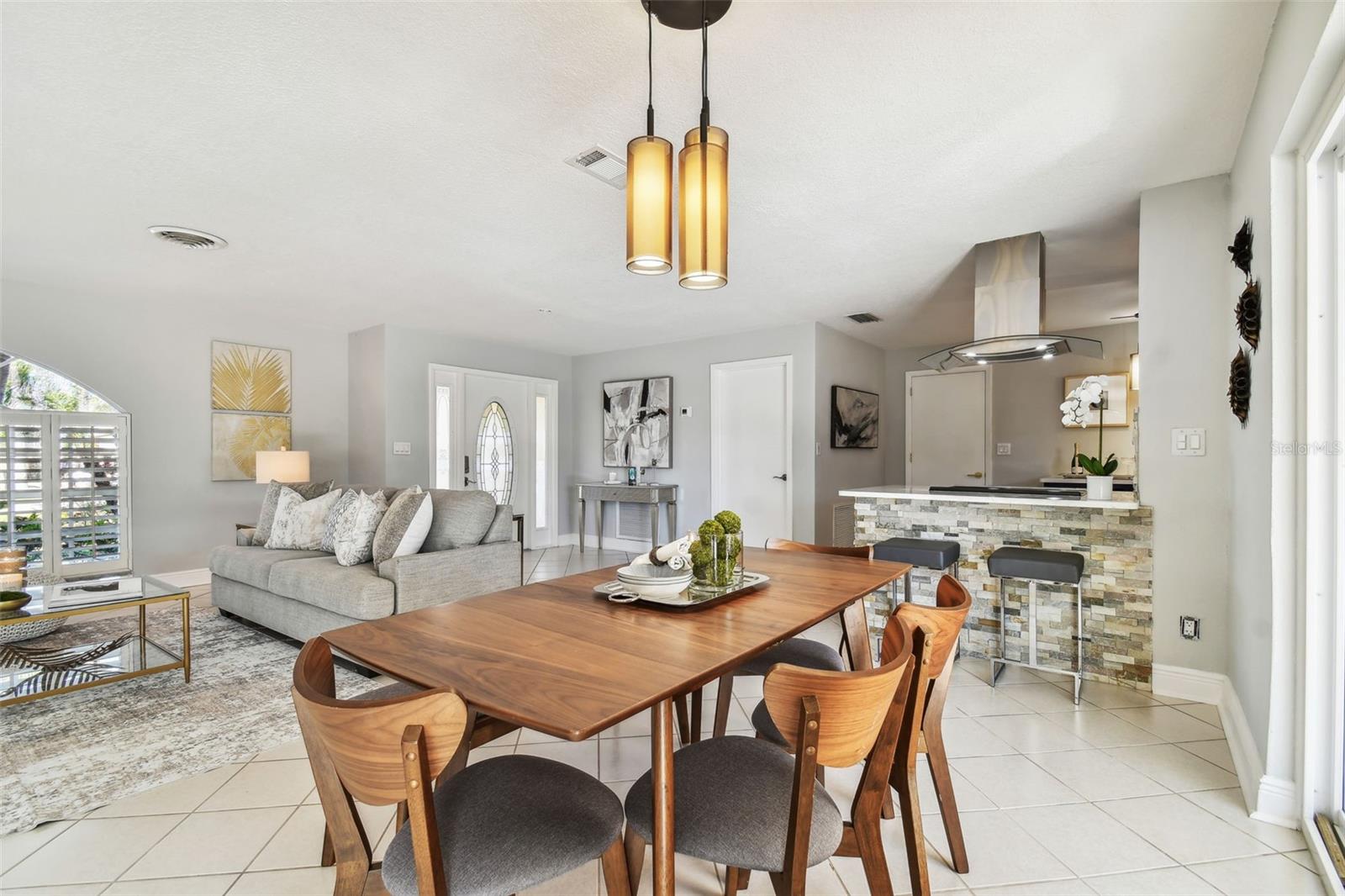 936 79TH ST S, ST PETERSBURG, FL, 33707