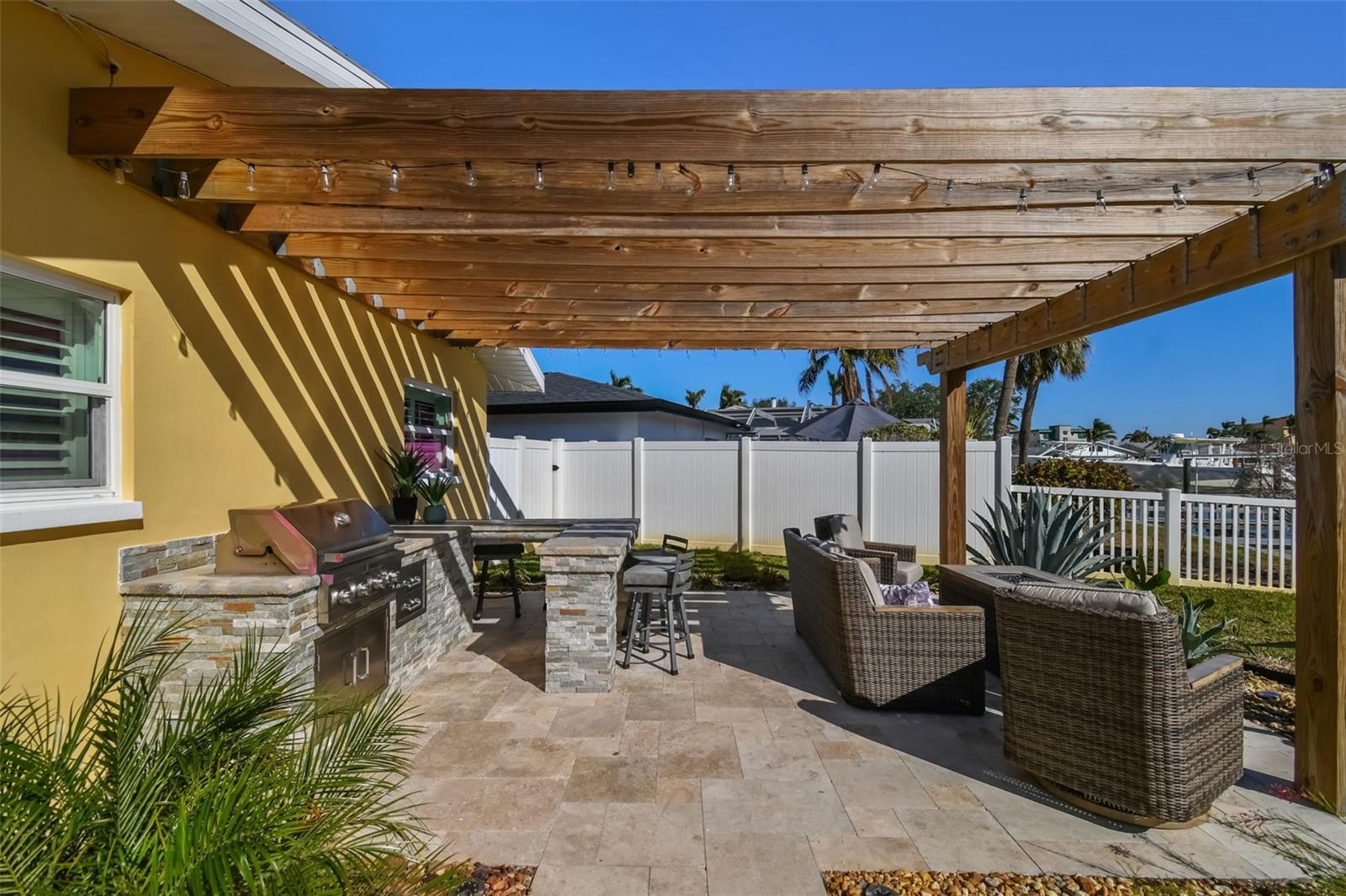 936 79TH ST S, ST PETERSBURG, FL, 33707