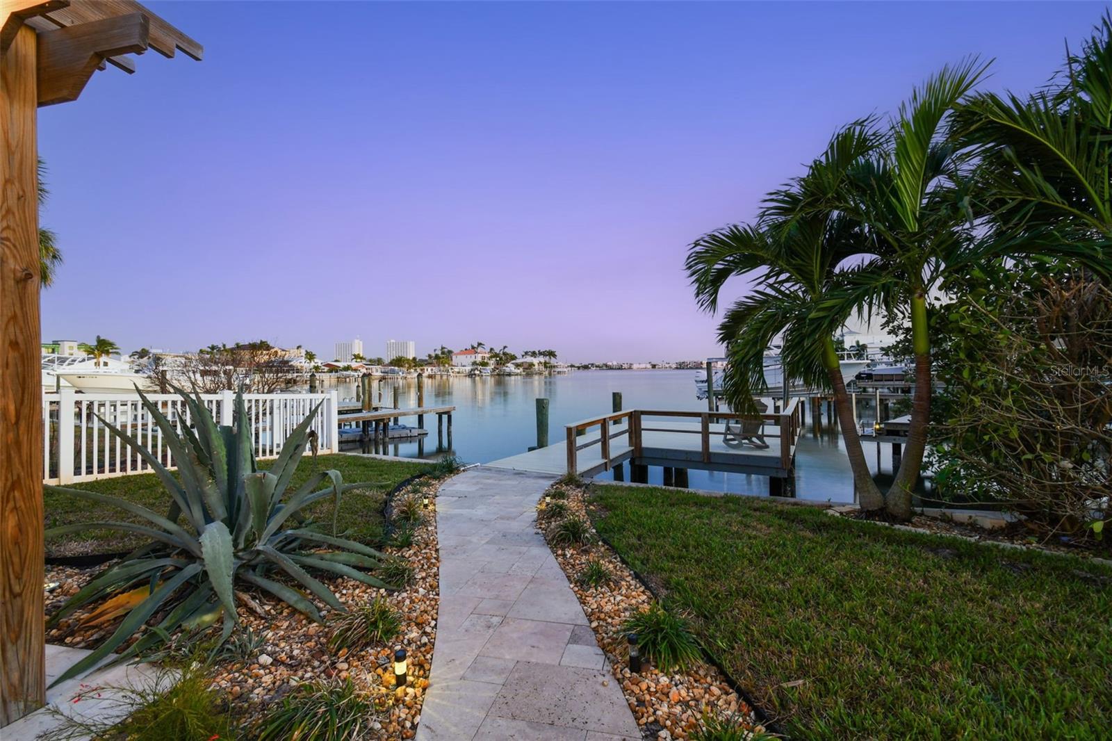 936 79TH ST S, ST PETERSBURG, FL, 33707