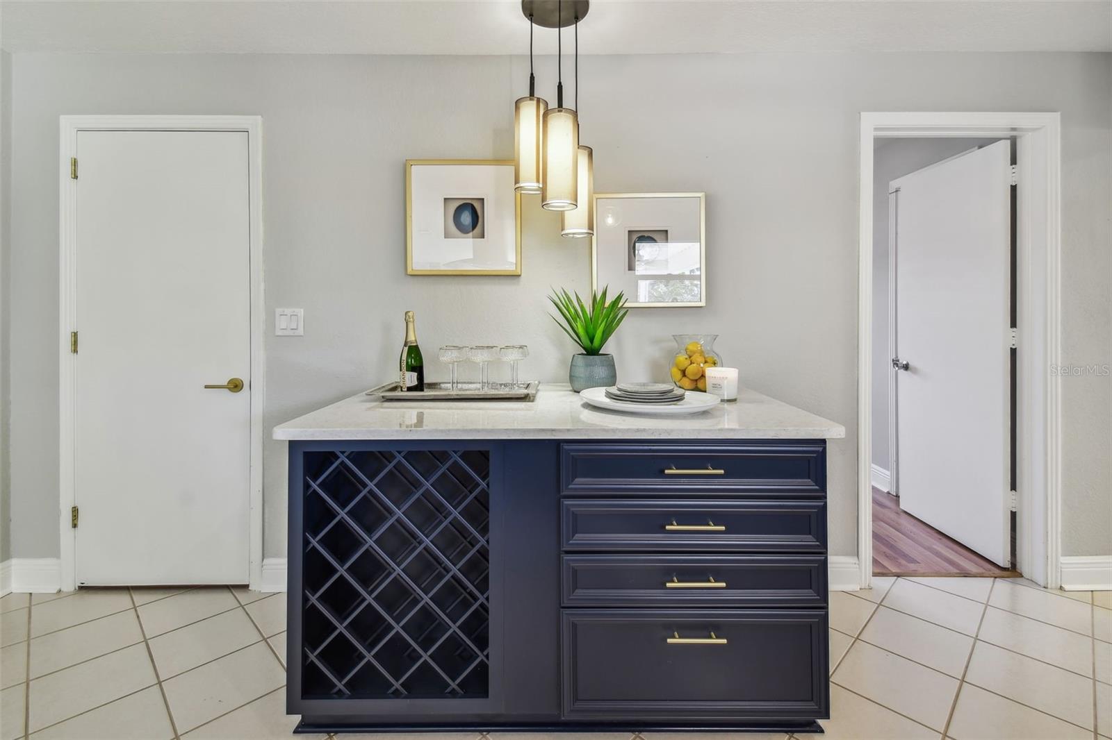 936 79TH ST S, ST PETERSBURG, FL, 33707