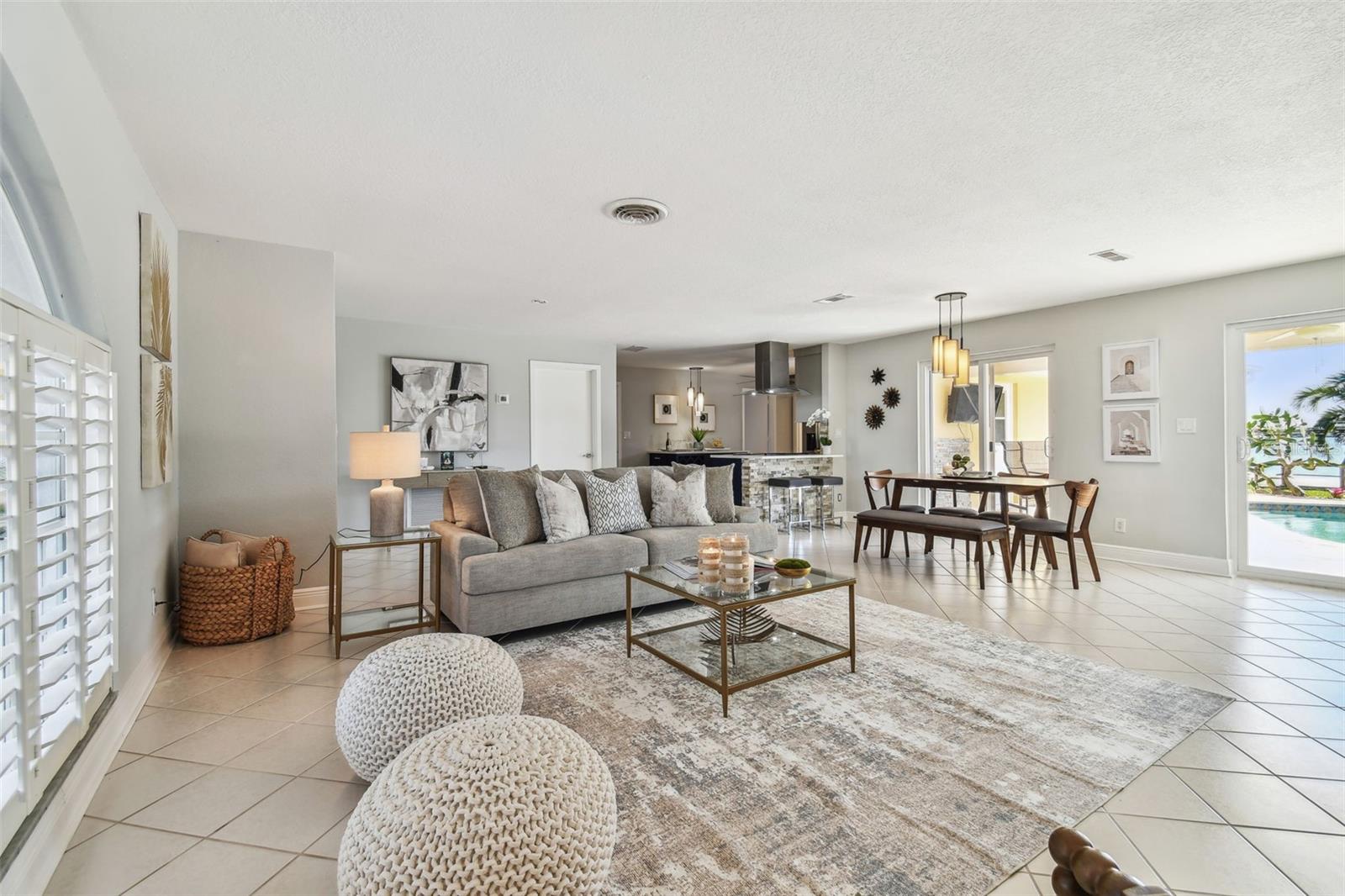 936 79TH ST S, ST PETERSBURG, FL, 33707