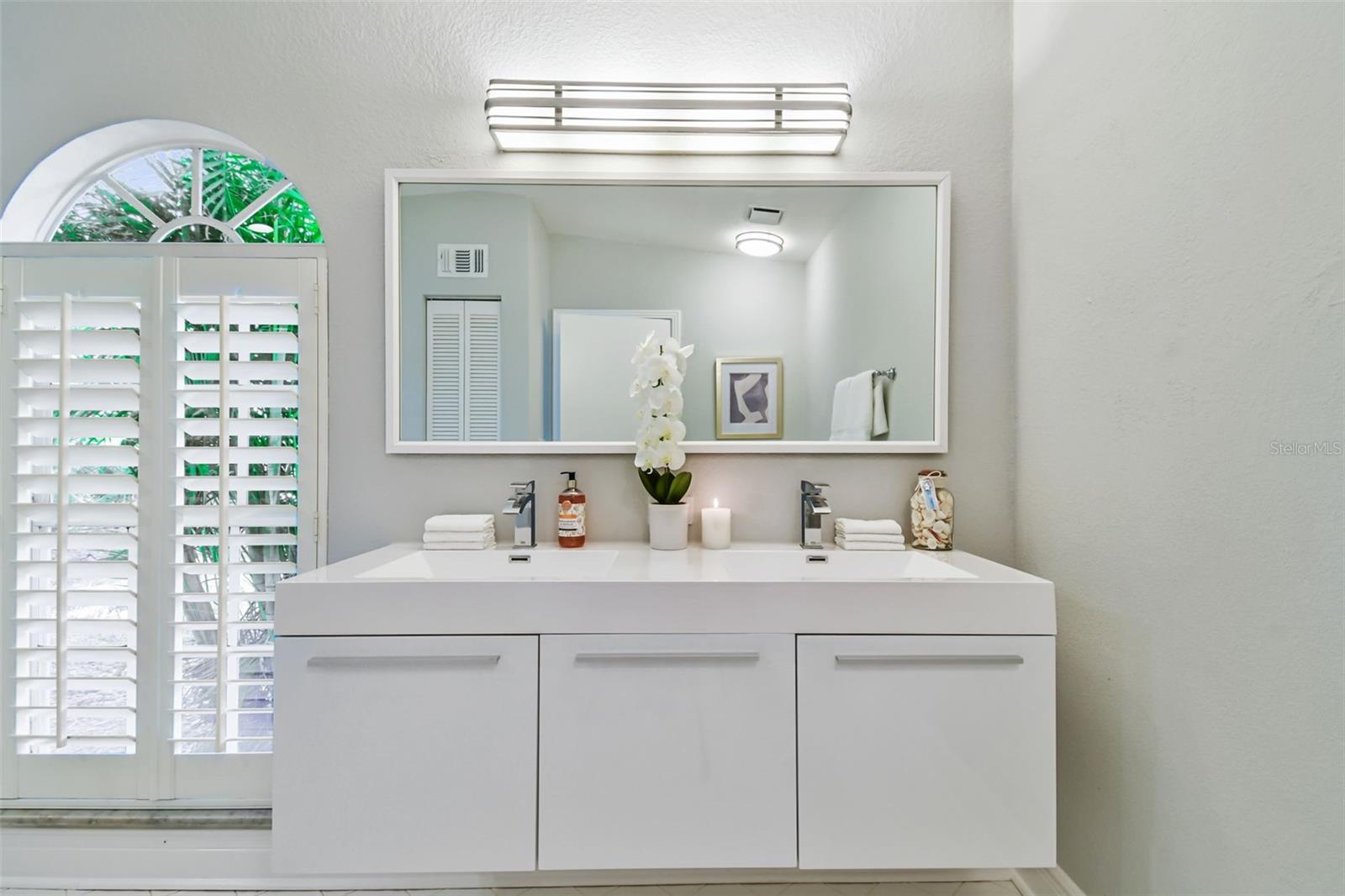 936 79TH ST S, ST PETERSBURG, FL, 33707