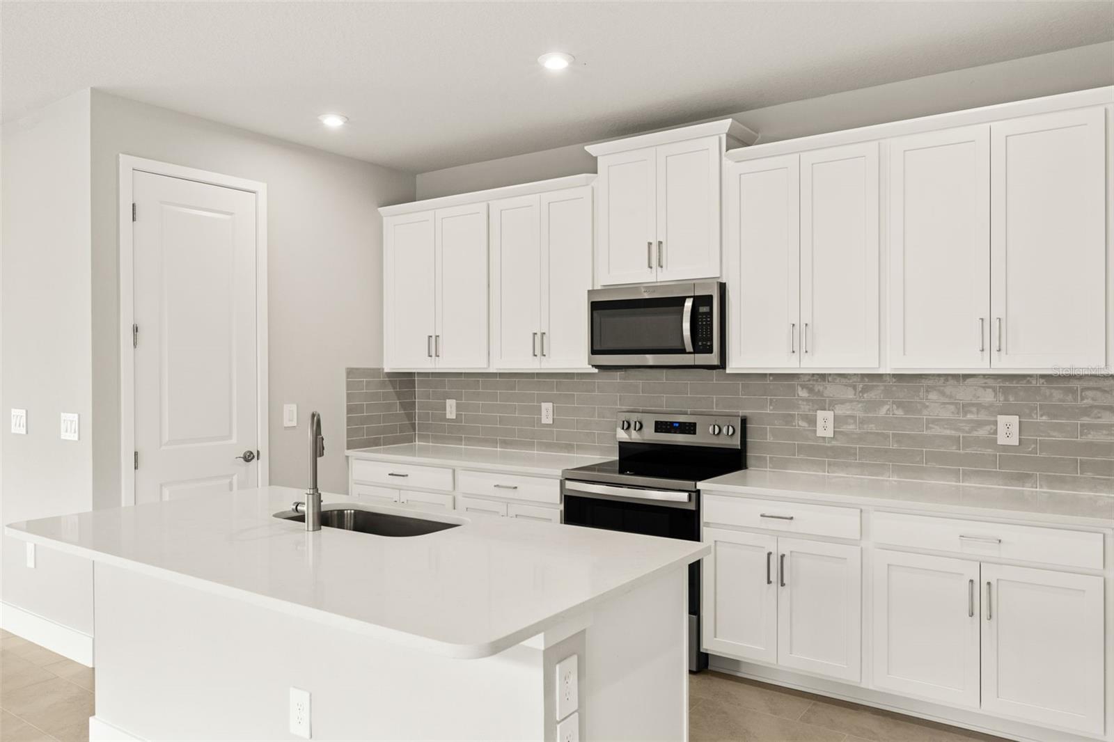 17765 SOLSTICE AVE, VENICE, FL, 34293
