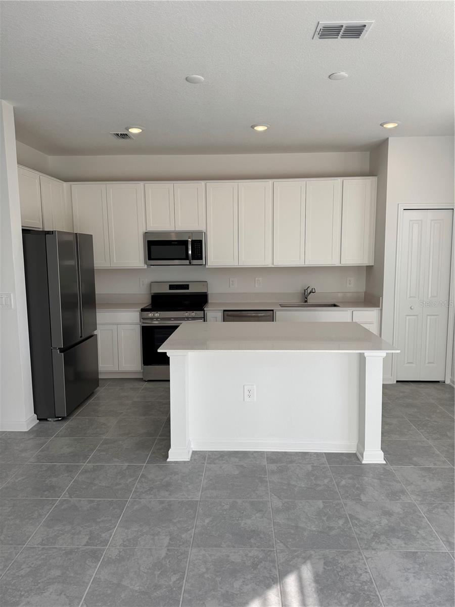 2740 PIERR ST, DAVENPORT, FL, 33837