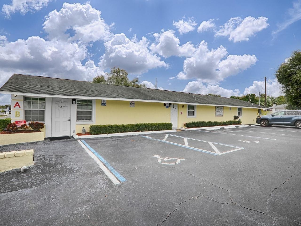 1601 S BAY ST, EUSTIS, FL, 32726