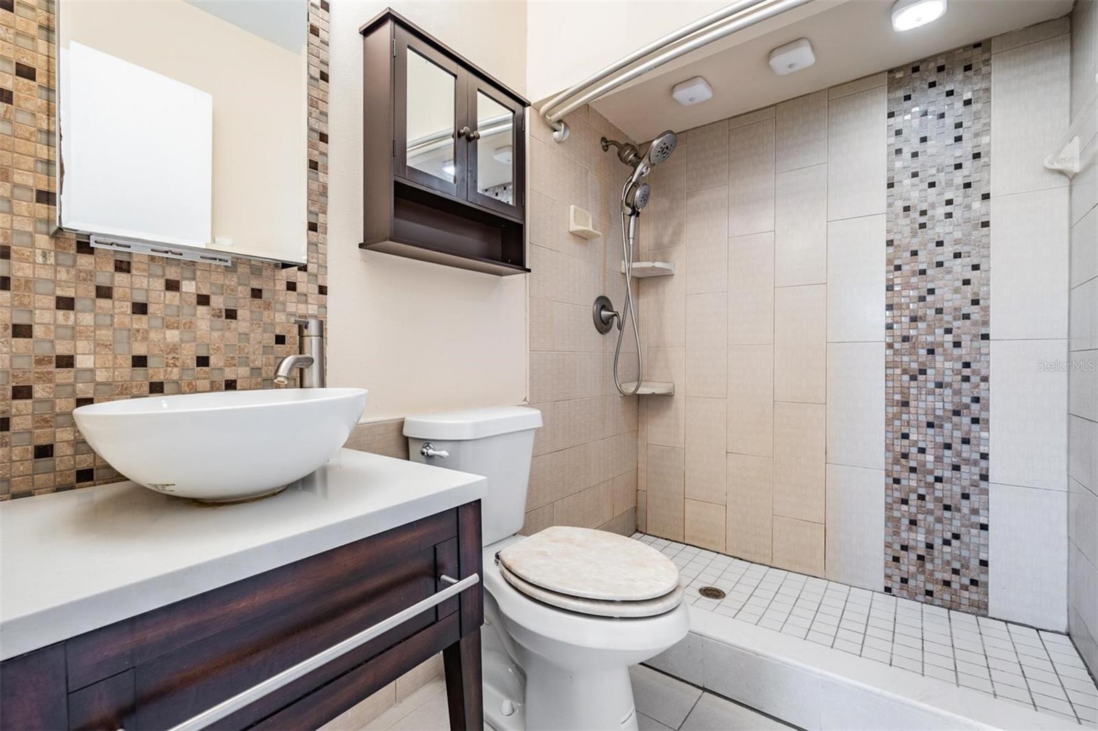 10800 US 19 N. #230, PINELLAS PARK, FL, 33782