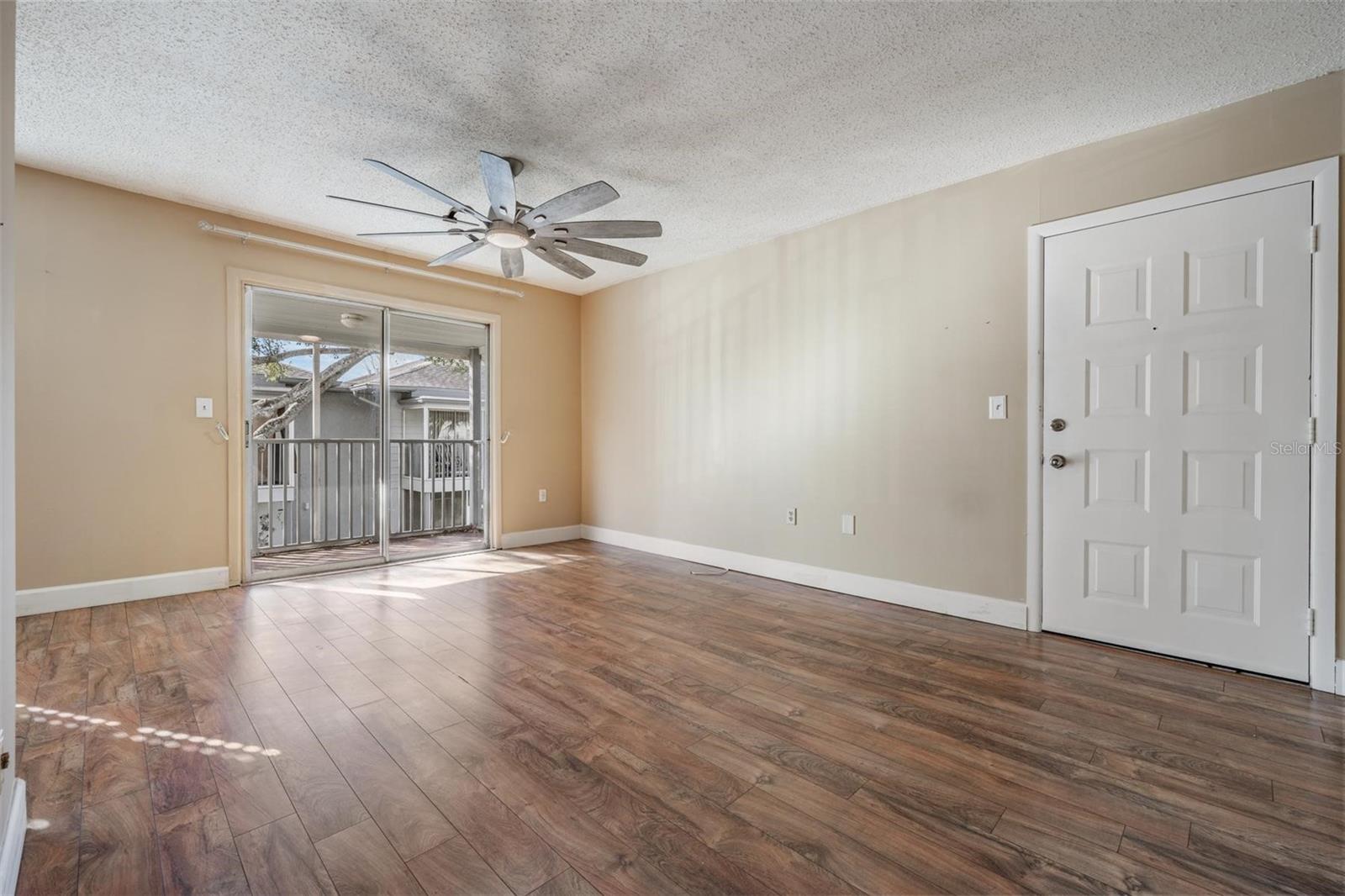 10800 US 19 N. #230, PINELLAS PARK, FL, 33782