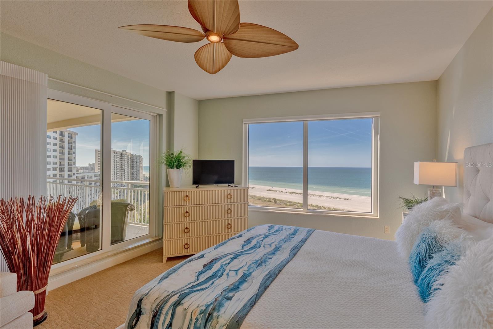 1200 GULF BLVD #1104, CLEARWATER BEACH, FL, 33767