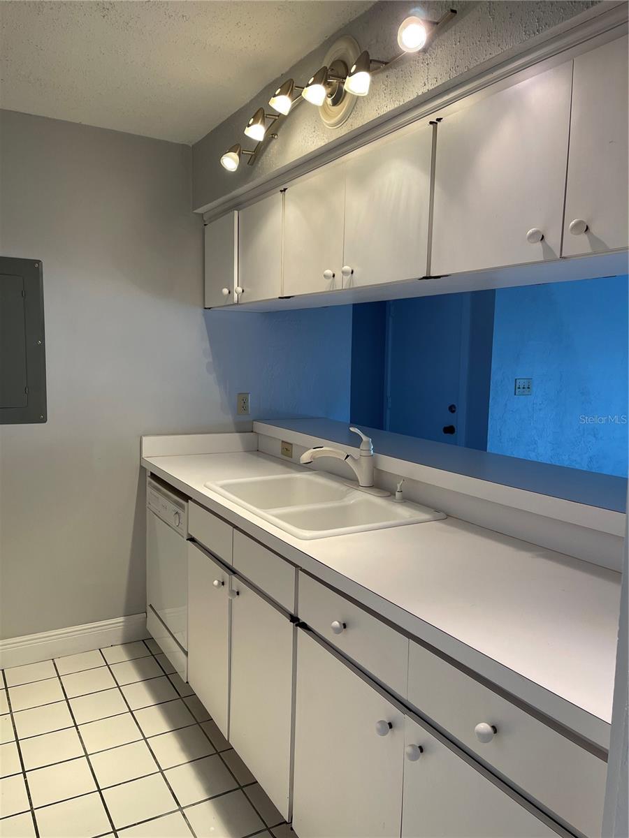 2097 CORNER LAKE DR #2097, HAINES CITY, FL, 33844