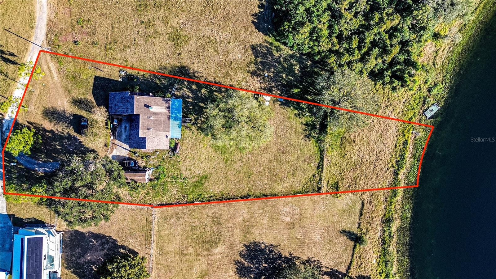 703 LAKE ADA BLVD, DUNDEE, FL, 33838