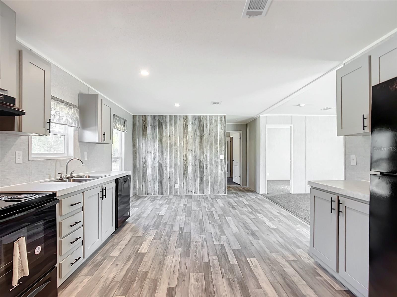 12751 NE 14TH ST, WILLISTON, FL, 32696