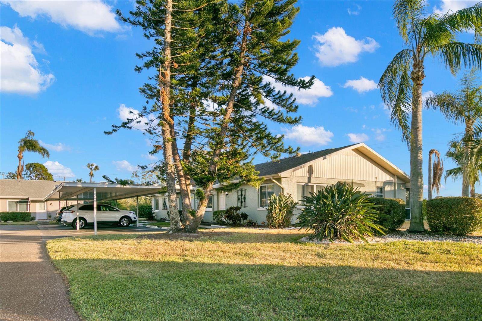 2232 GREENWICH DR #56, SUN CITY CENTER, FL, 33573