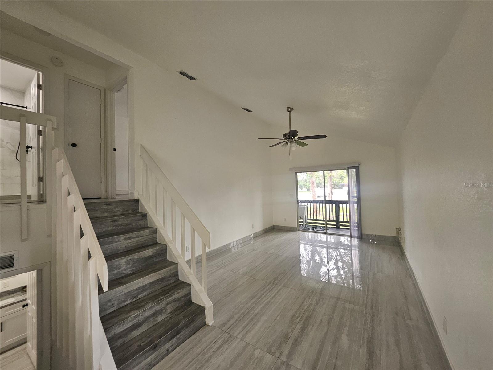 5802 MOHR LOOP #5802 5804 5806 5808, TAMPA, FL, 33615