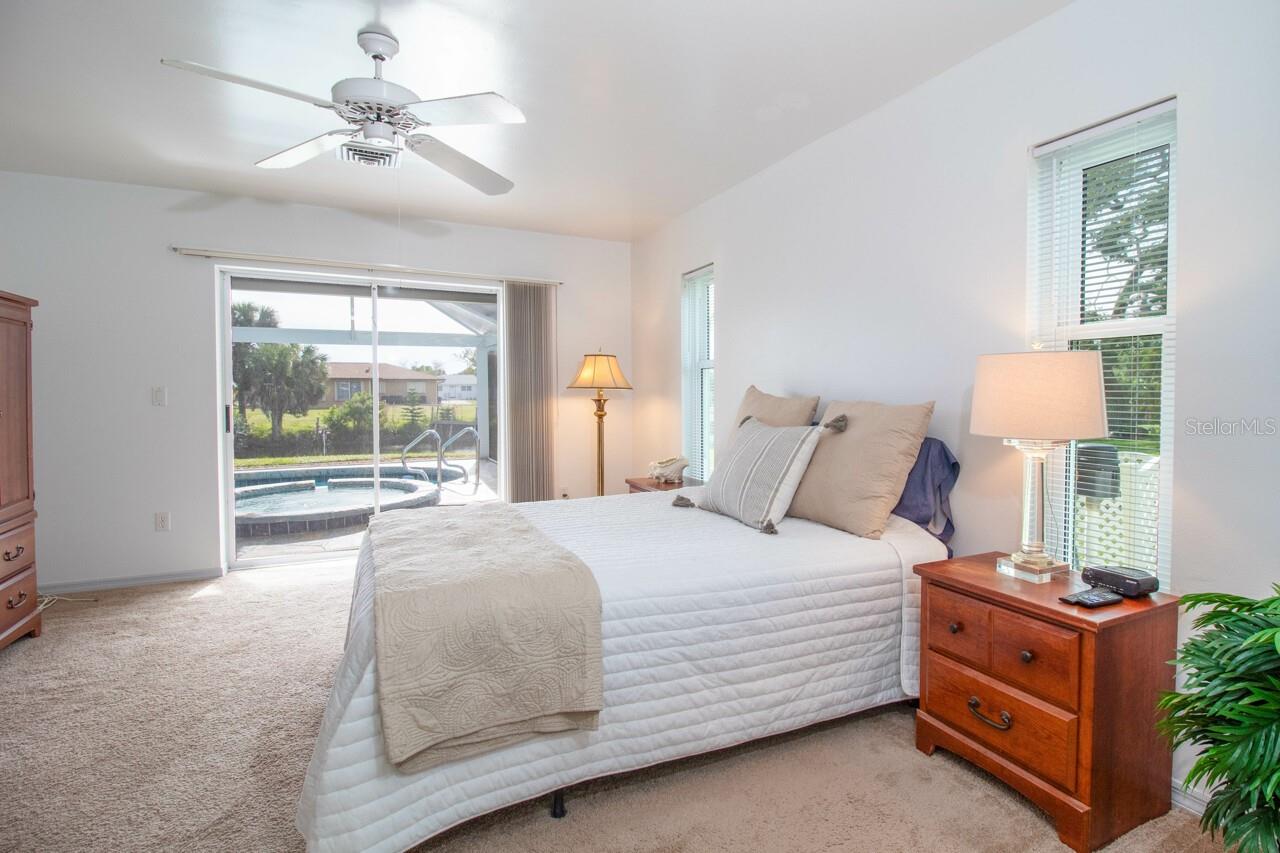 208 ANNAPOLIS LN, ROTONDA WEST, FL, 33947