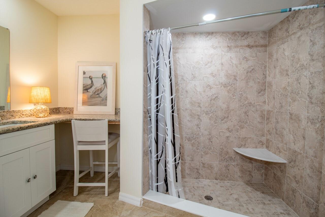 208 ANNAPOLIS LN, ROTONDA WEST, FL, 33947
