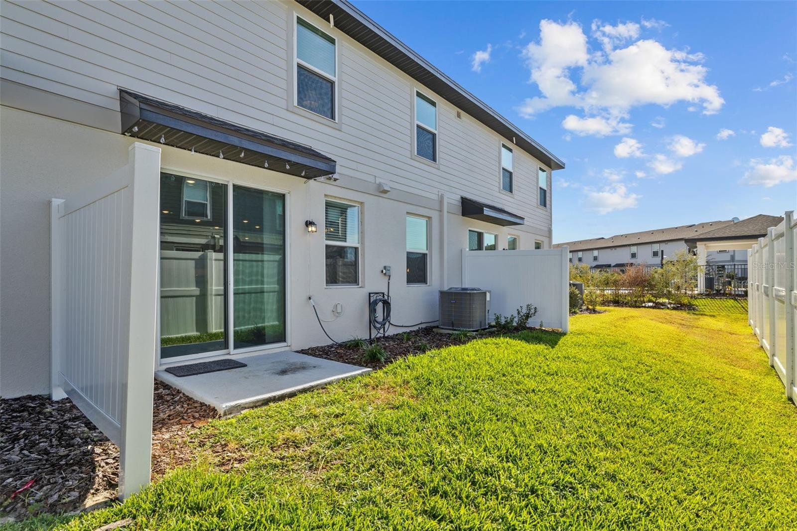 7689 IMAGINATION PL, WESLEY CHAPEL, FL, 33545