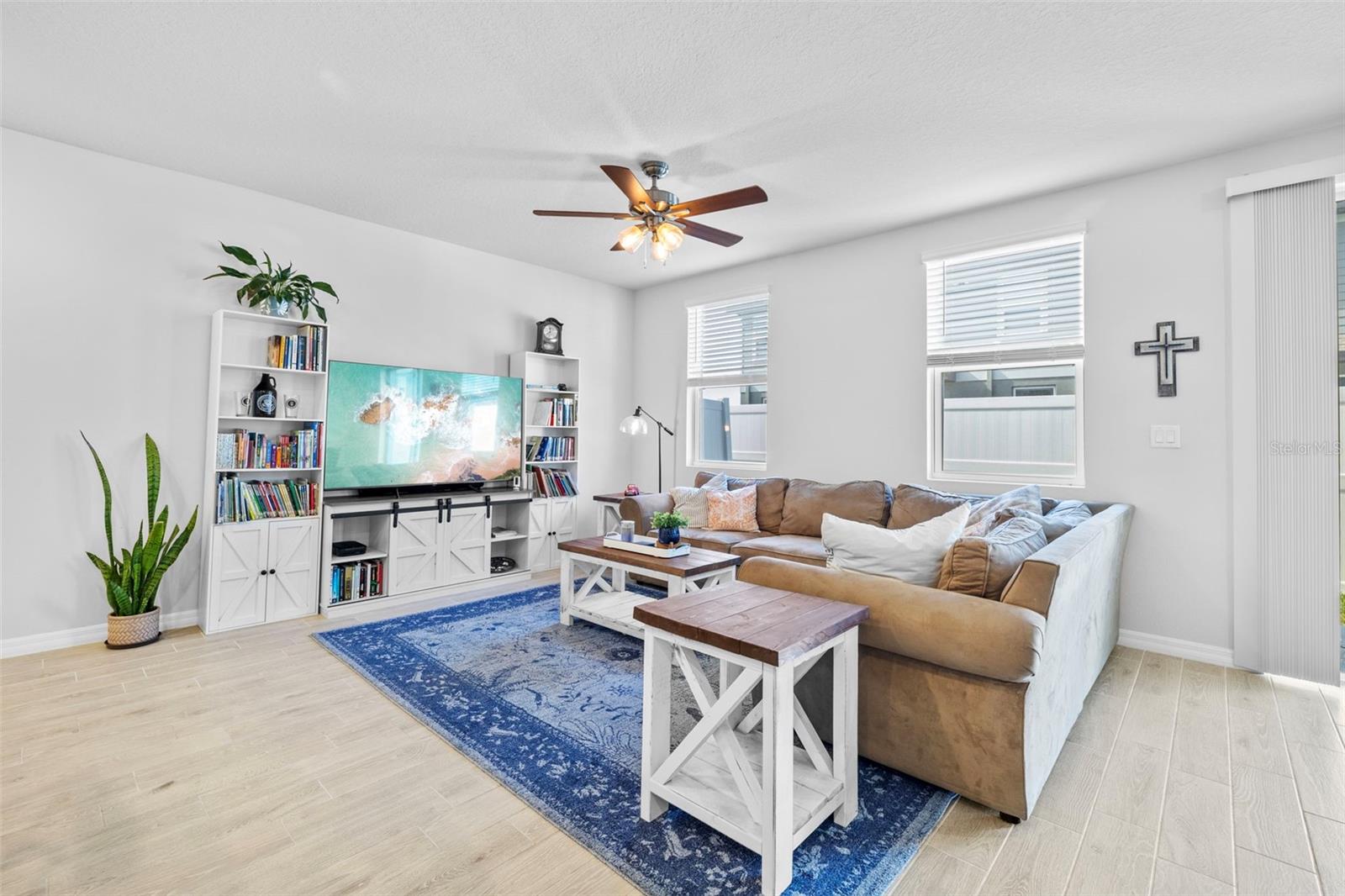 7689 IMAGINATION PL, WESLEY CHAPEL, FL, 33545