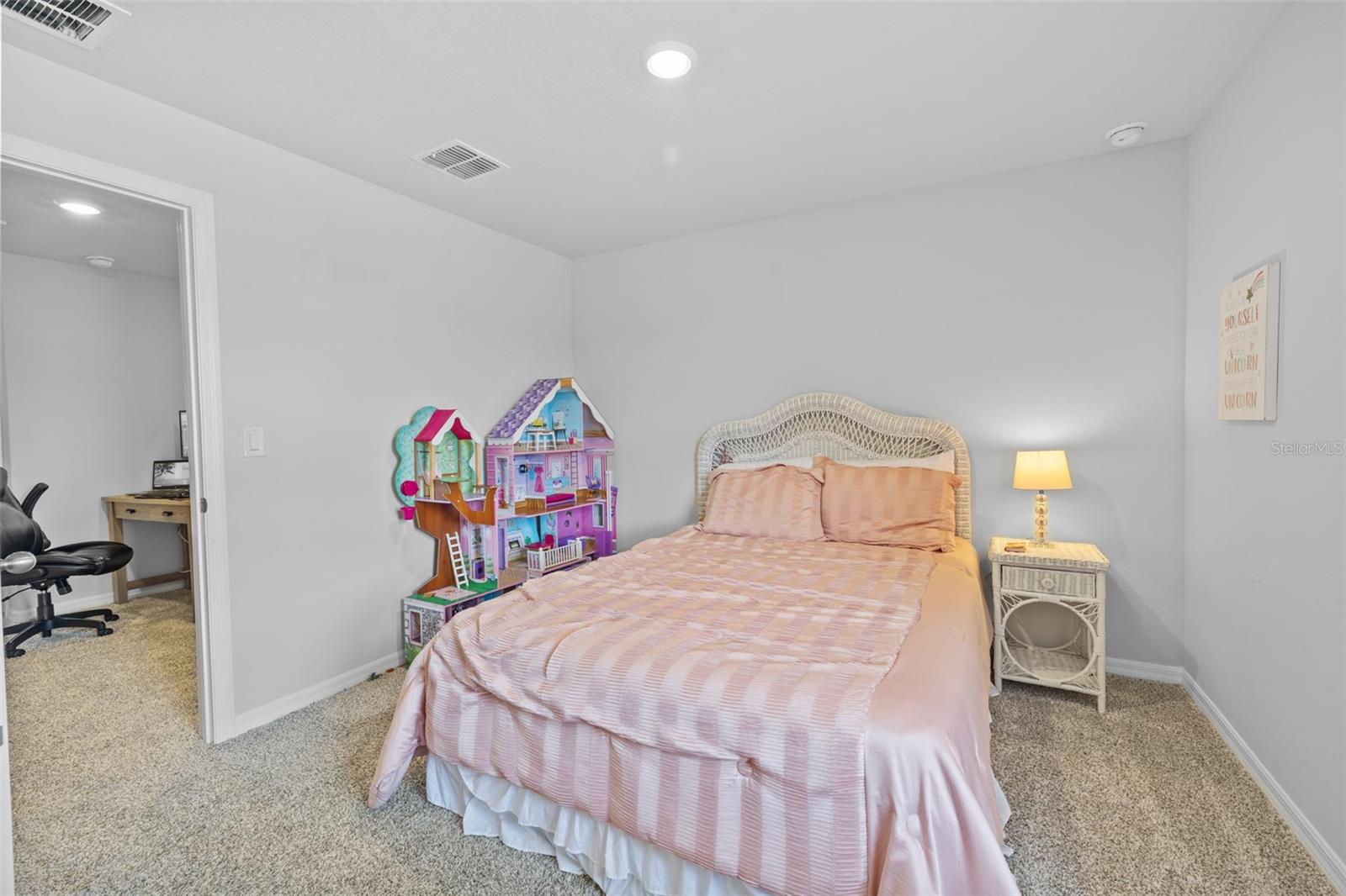 7689 IMAGINATION PL, WESLEY CHAPEL, FL, 33545