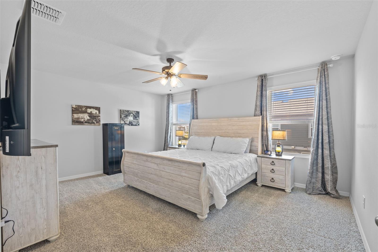 7689 IMAGINATION PL, WESLEY CHAPEL, FL, 33545
