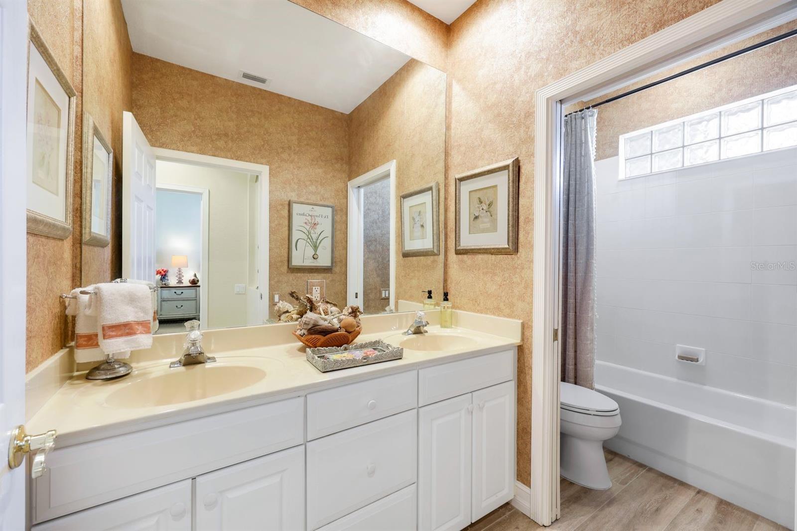 5629 HARBOUR PRESERVE CIR, CAPE CORAL, FL, 33914