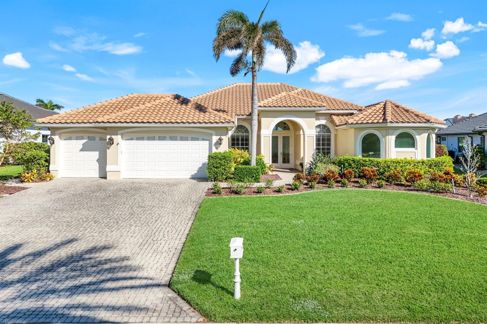 5629 HARBOUR PRESERVE CIR, CAPE CORAL, FL, 33914