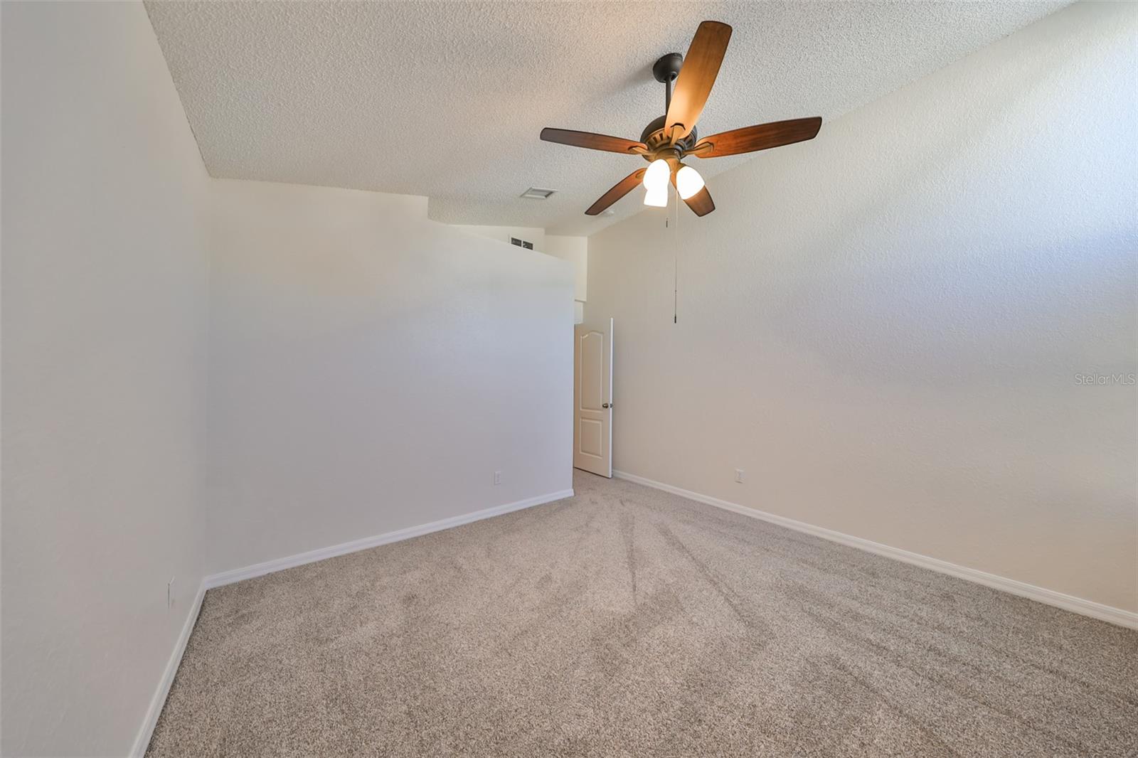 1050 STARKEY RD #2203, LARGO, FL, 33771